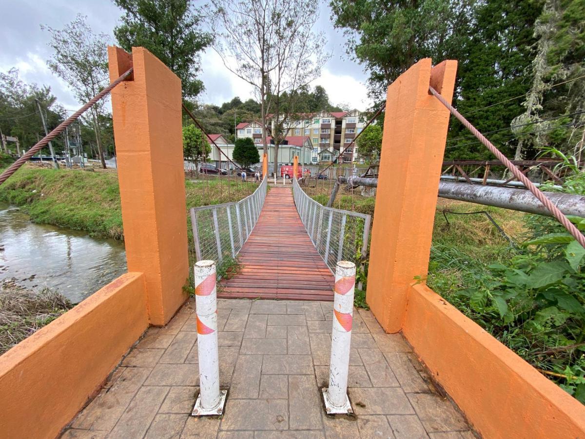 טאנה ראטה Aiza Homestay Opposite Abang Strawberry Taman Sedia מראה חיצוני תמונה